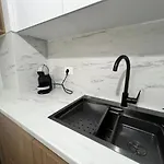 Cozy Nest - Check-in 24h Appartamento Tirana