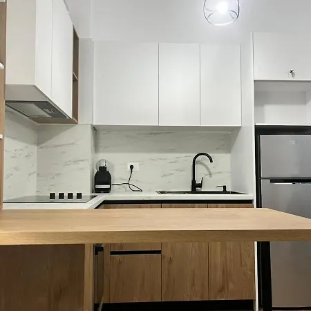 Oxa 12 Min Centro Check-in 24h * Τίρανα