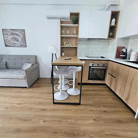 Cozy Nest - Check-in 24h * تيرانا