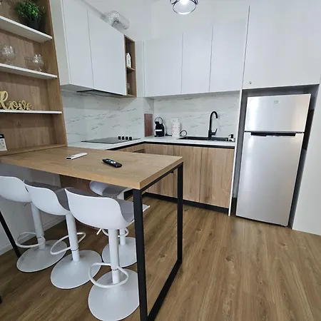 Cozy Nest - Check-in 24h * تيرانا