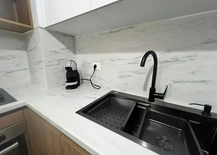 Oxa 12 Min Centro Check-in 24h Διαμέρισμα Τίρανα